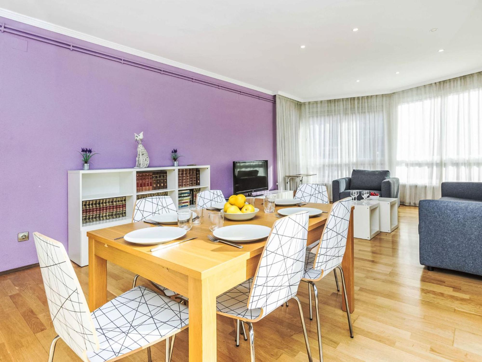 Apartment Sants-Les Corts Galileu By Interhome Barcelona Eksteriør billede