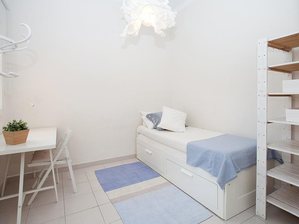 Apartment Sants-Les Corts Galileu By Interhome Barcelona Eksteriør billede
