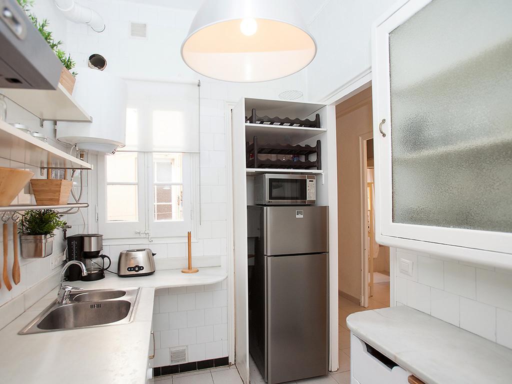 Apartment Sants-Les Corts Galileu By Interhome Barcelona Eksteriør billede